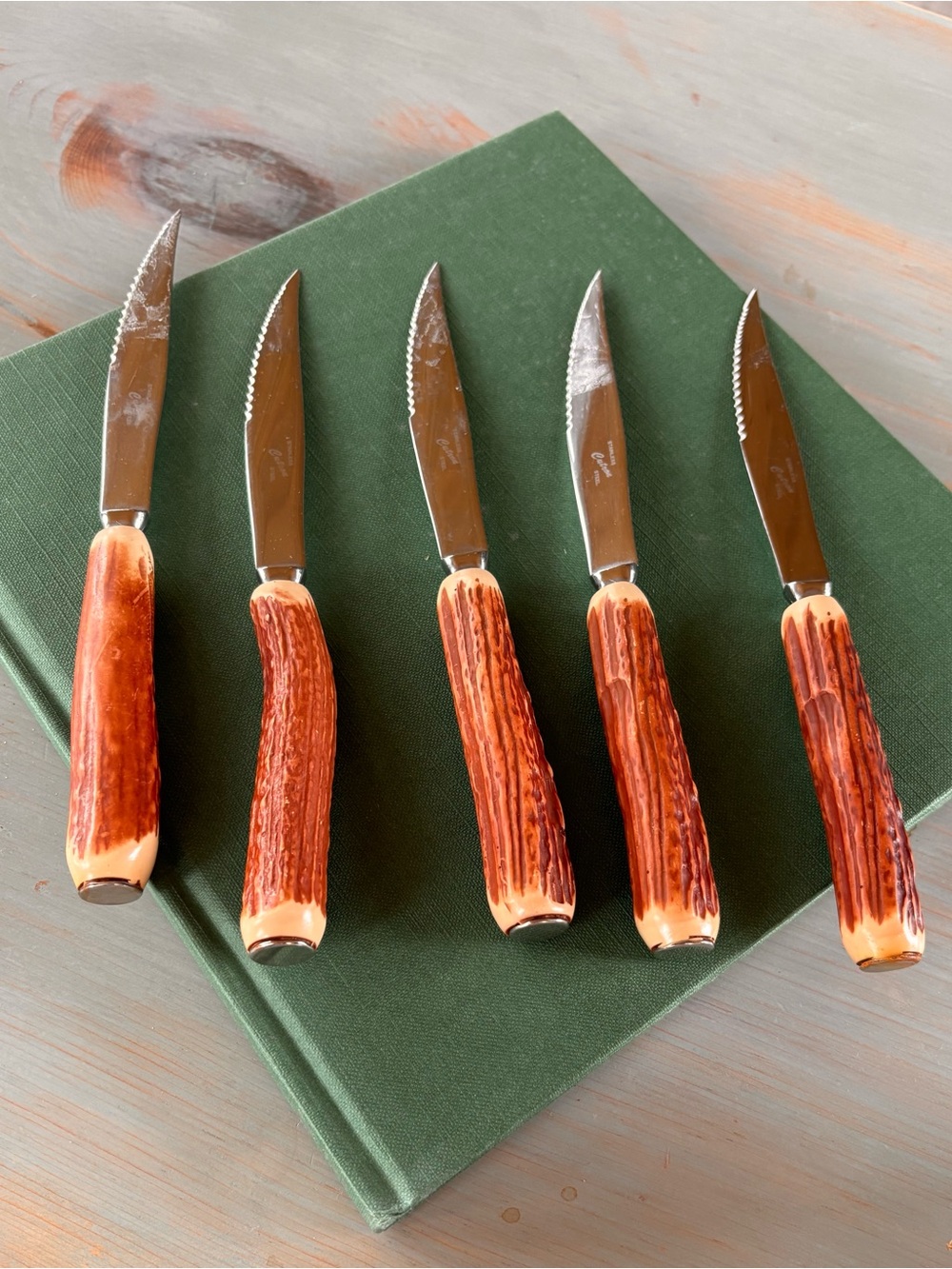 Rustic Cutron Canada Antler-Style Stainless Steak Knives - Set of 5 (Brown)